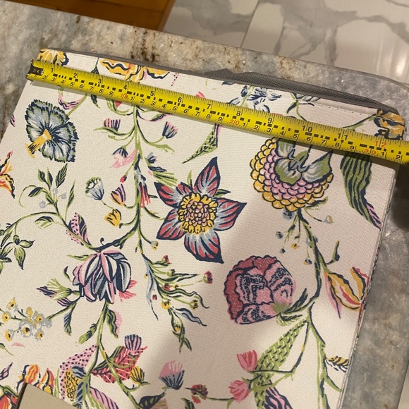 Threshold Storage Bins for Shelves 13 x 13 x 13 - Picture 10 of 11